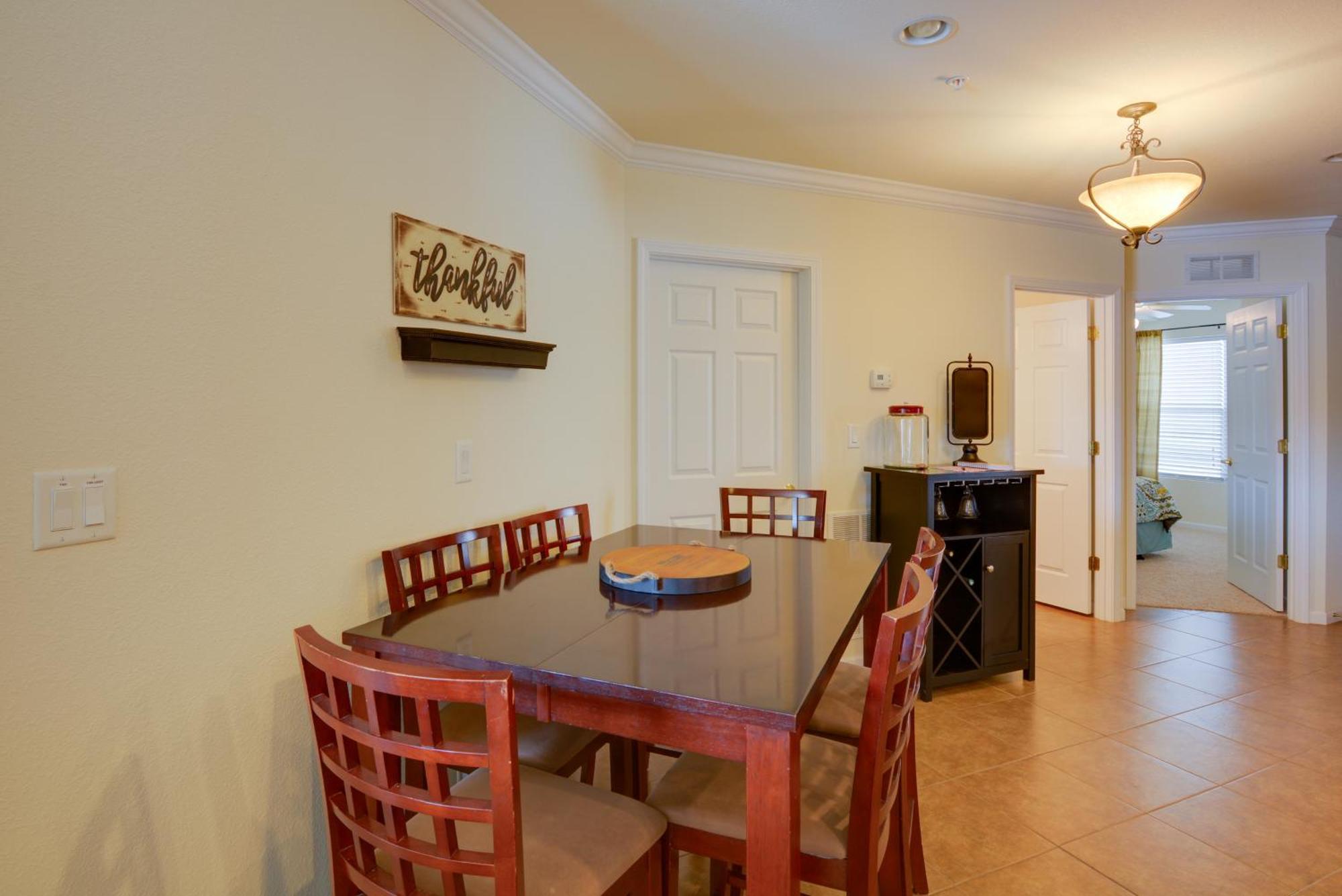 Lakefront Osage Beach Condo With Pool And Water Views! Exteriör bild