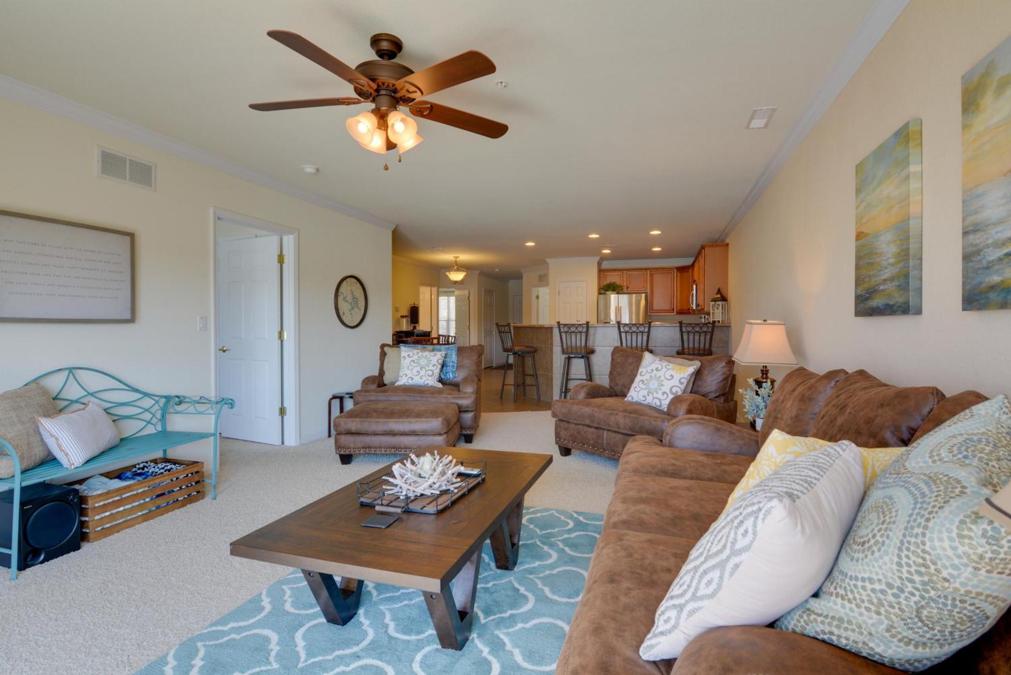 Lakefront Osage Beach Condo With Pool And Water Views! Exteriör bild